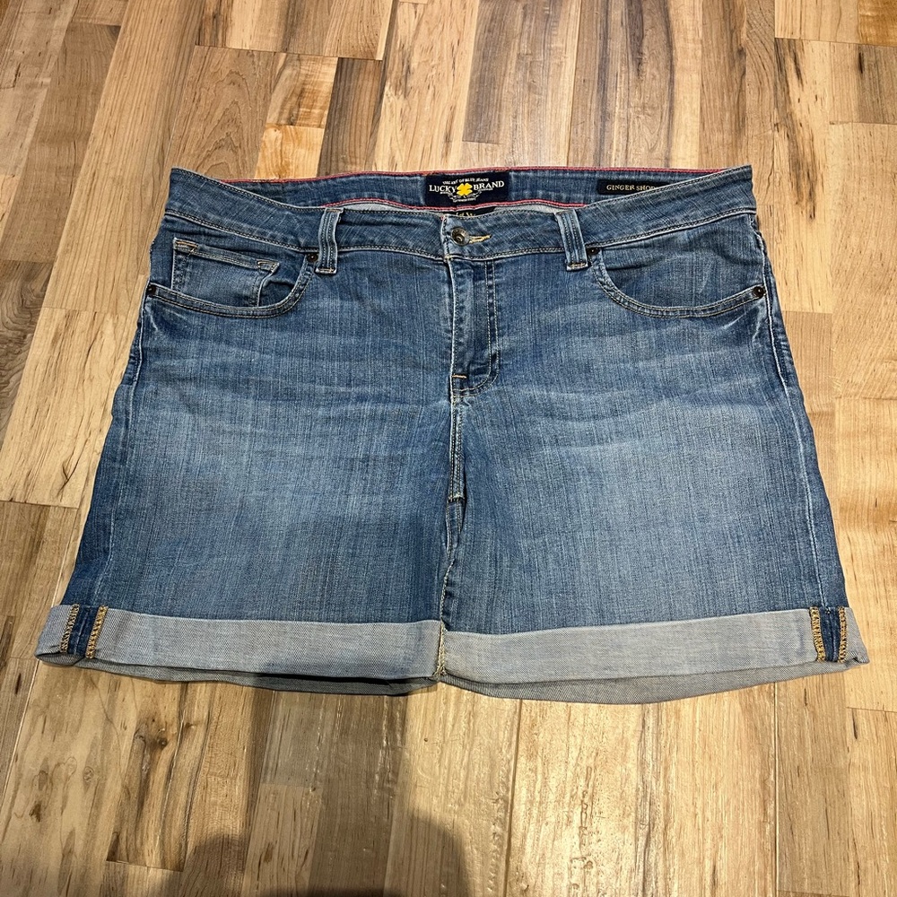 Lucky Brand Ginger Shorts - Picture 2 of 8